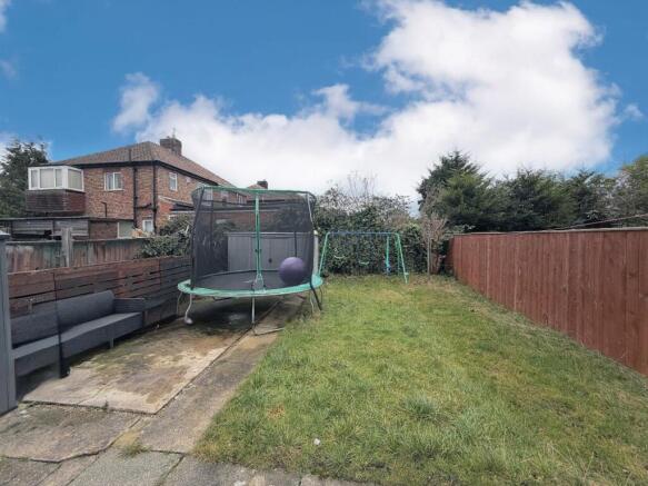 3 bed Semi-Detached for sale Image 9