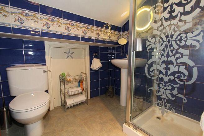 Shower Room 2
