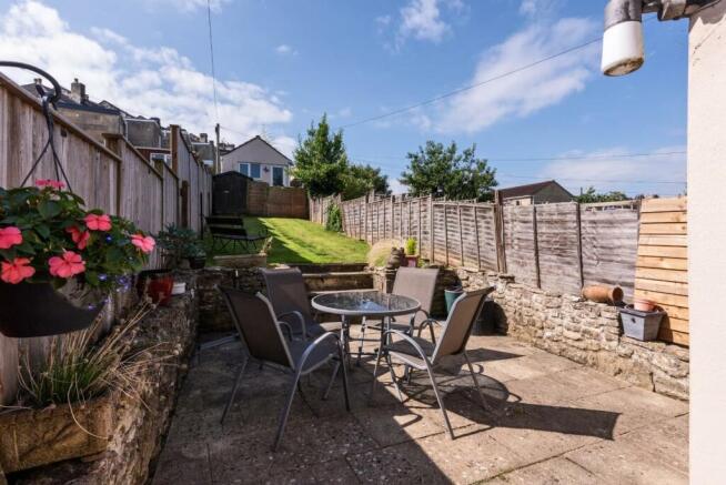 8 Lymore Avenue, Bath BA2 1BA-4.jpg