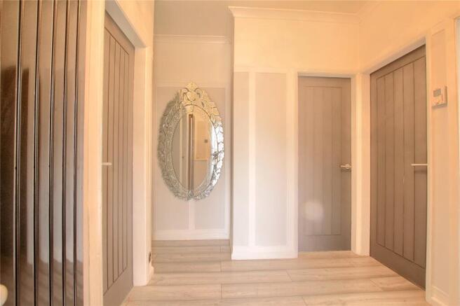 3 bed Bungalow for sale Image 12