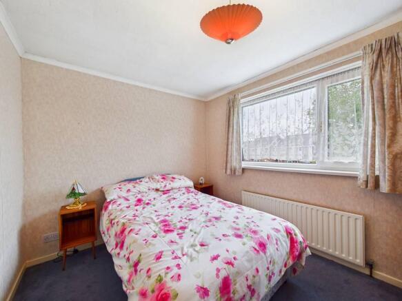 3 bed Semi-Detached for sale Image 9