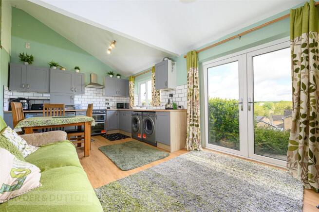 3 bed Detached for sale Image 5