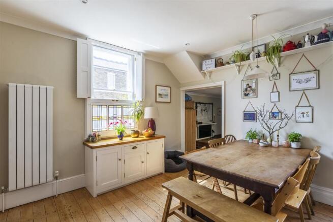 Kitchen / Dining