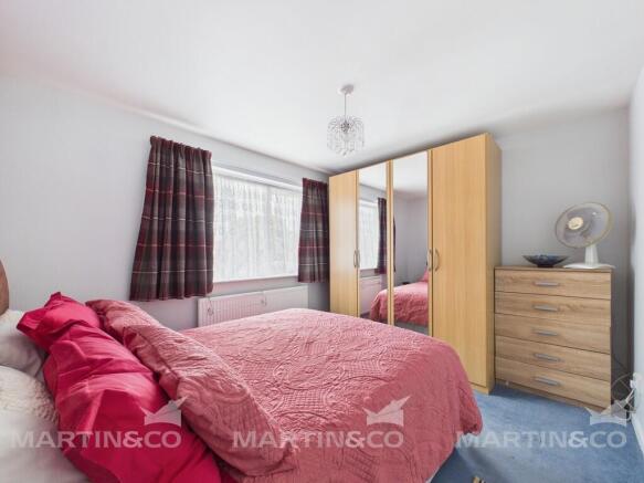 4 bed Semi-Detached for sale Image 11