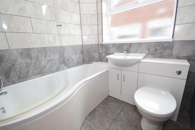 BATHROOM & W.C.