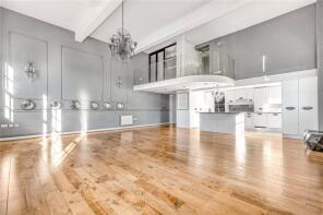 22, Victorian Heights, Thackeray Road, London SW8 3TE
