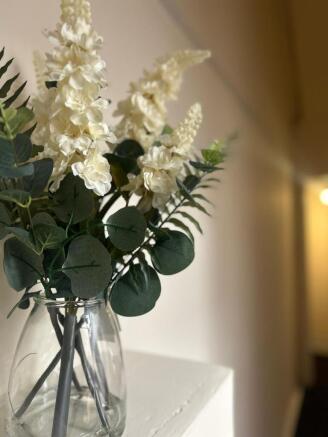 4 bed Flat to rent Image 4