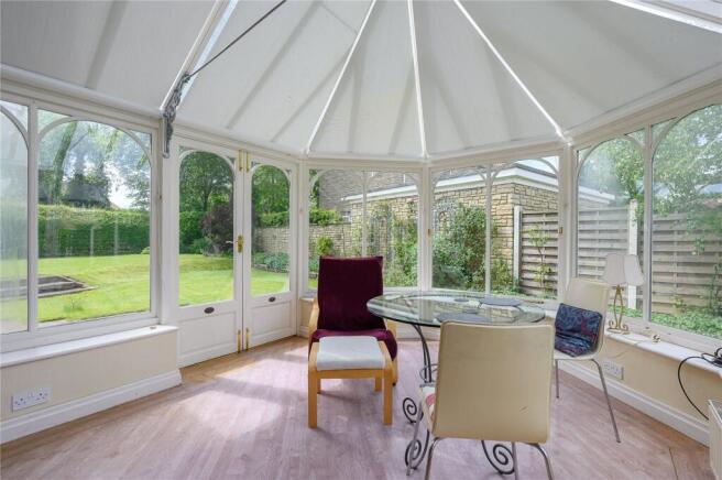 4 bed Detached for sale Image 6
