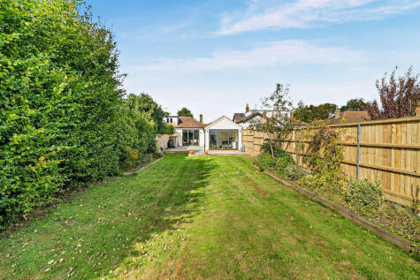 Thame Road, Great Milton