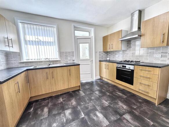 2 bed End of Terrace for sale Image 3