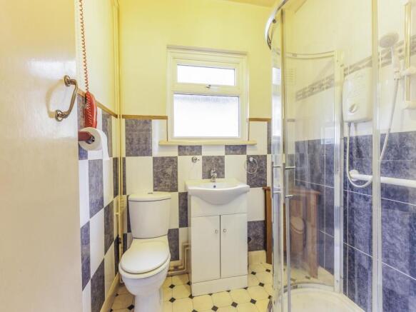 Shower Room WC