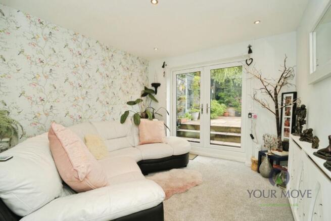 4 bed Semi-Detached for sale Image 6
