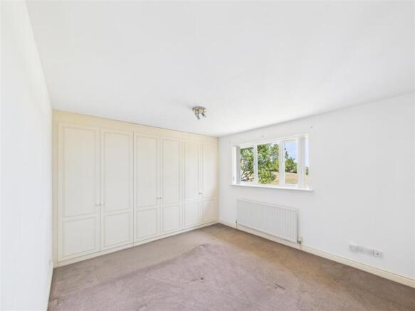 3 bed Detached to rent Image 12
