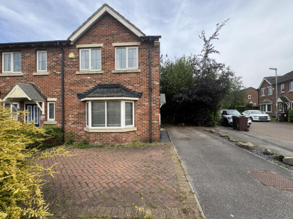 3 Bedroom End Terrace