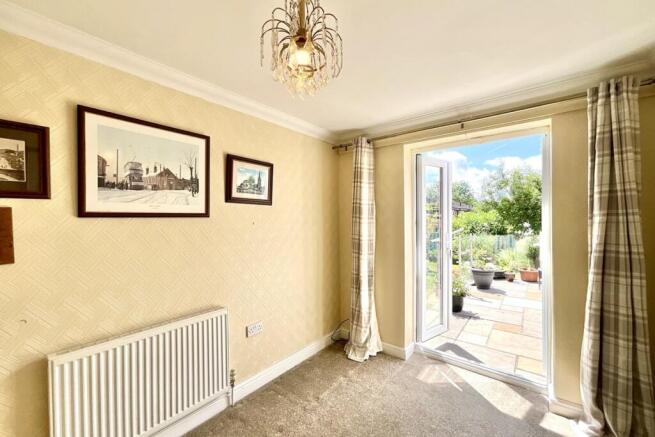 3 bed Bungalow for sale Image 12