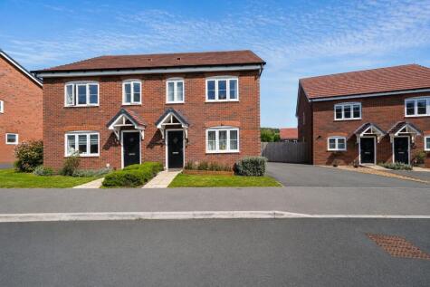 Appletree Close, Wombourne, Wolverhampton