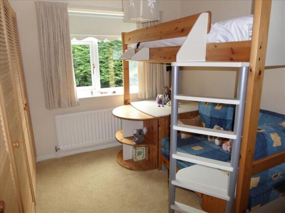 BEDROOM 4