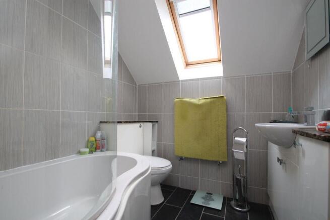 ensuite.JPG