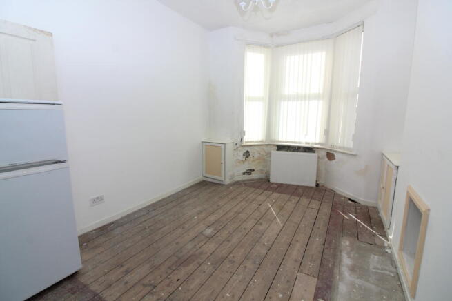 Lounge 3 T202609161214.jpg