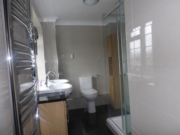 Ensuite