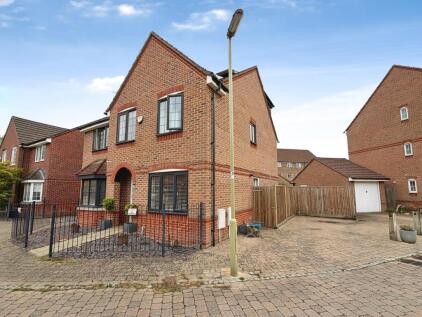 Fawn Drive, Aldershot, Hampshire, GU12