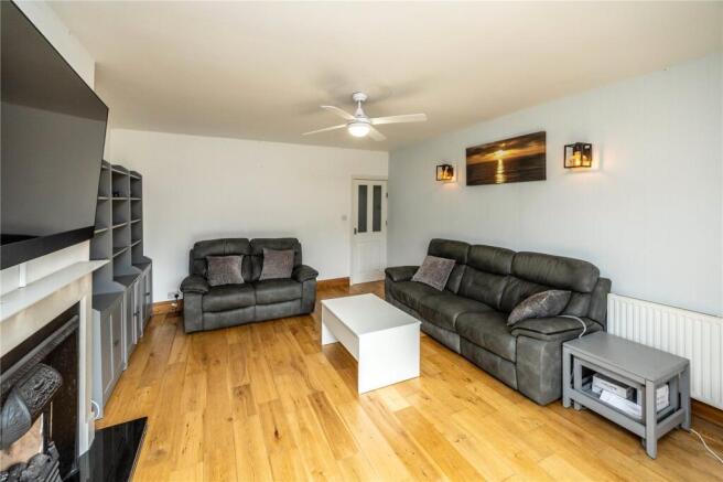 2 bed Terraced for sale Image 8