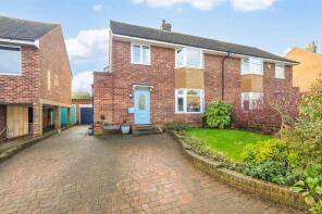 26, New Close, Knebworth SG3 6NU