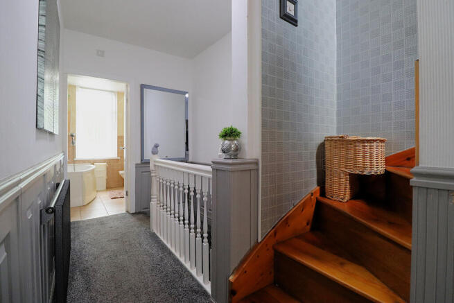 4 bed Town House for sale Image 10