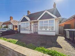 33, Golf Road, Mablethorpe LN12 1LS
