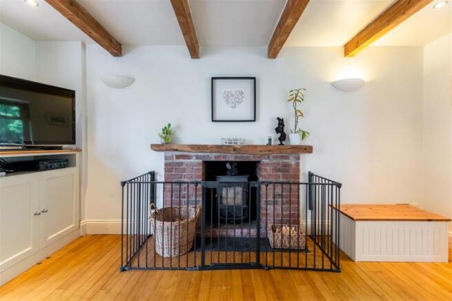 Laburnum Cottage-003.jpg
