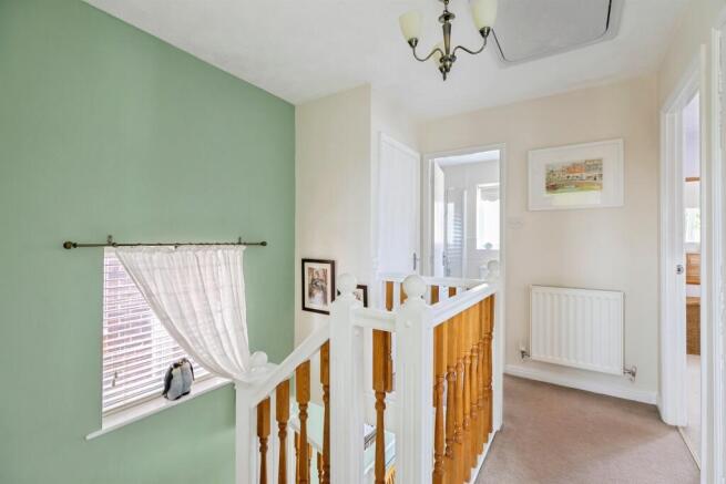 3 bed Detached for sale Image 10