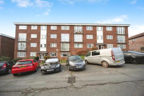 The Larches, Luton