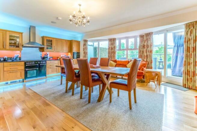 Kitchen Diner