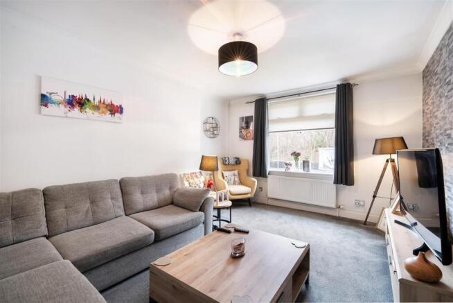 Livingroom1.jpg