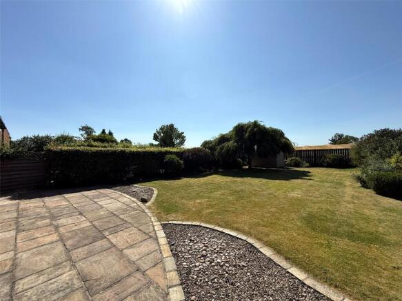 4 bed Detached for sale Image 8