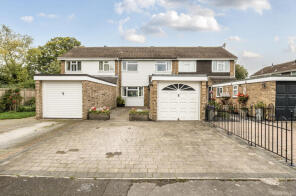 10, Garfield Close, Eldene, Swindon SN3 6BZ