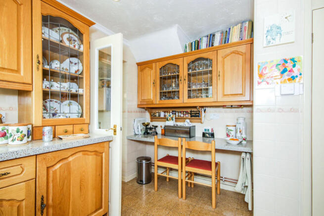 Photo 10