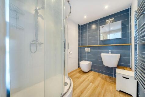 21 Cross Road, Croydon, CR0 6TE