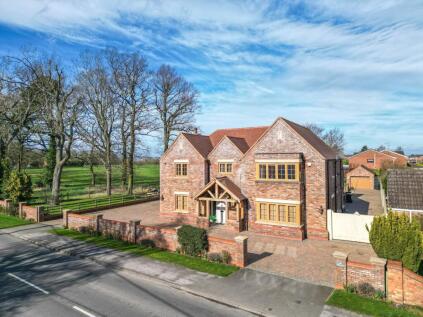 Weston Lane, Bulkington, CV12