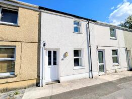 3, Gwendraeth Row, Pontyberem, Llanelli SA15 5NA