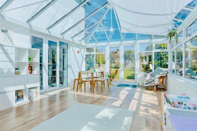 Conservatory - 46 Rose Walk.jpg