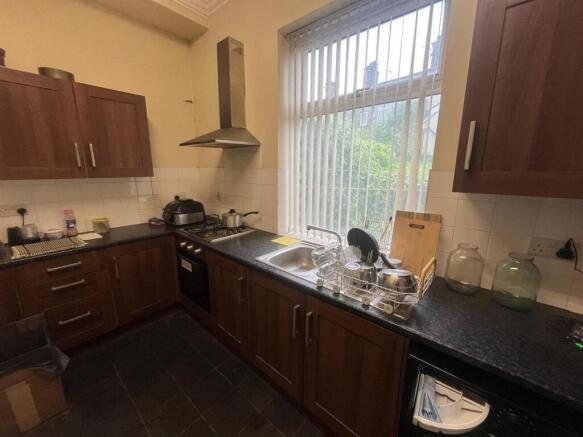 5 bed Terraced for sale Image 10