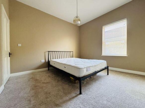 2 bed Terraced for sale Image 10