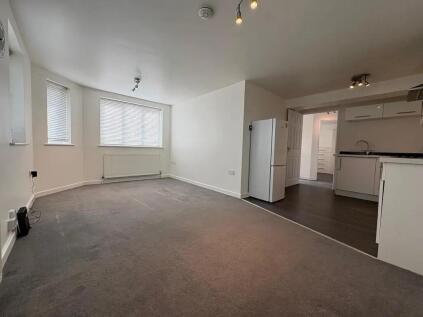 Gordon Road, Thatcham, RG18