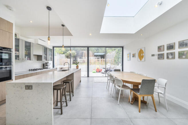 Windermere Avenue, London photo 4