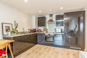 Flat 7, 2 Addison House, Ashton Rise, Ashton, Bristol BS3 2DX