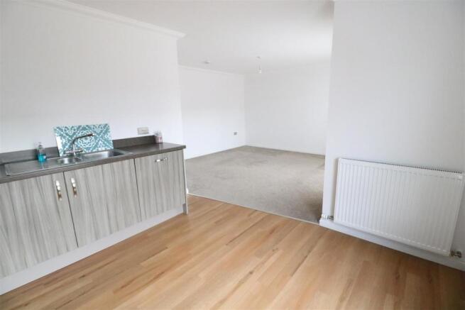 Open Plan Lounge/Dining Room/Kitchen