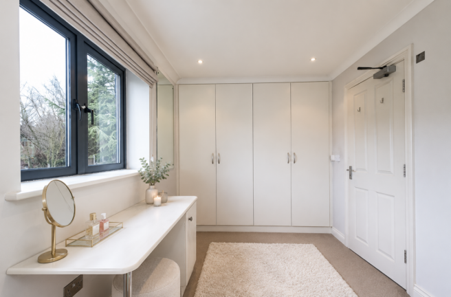 2 bed Apartment to rent Image 6
