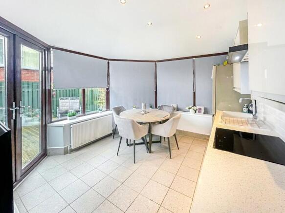 2 bed Semi-Detached for sale Image 5