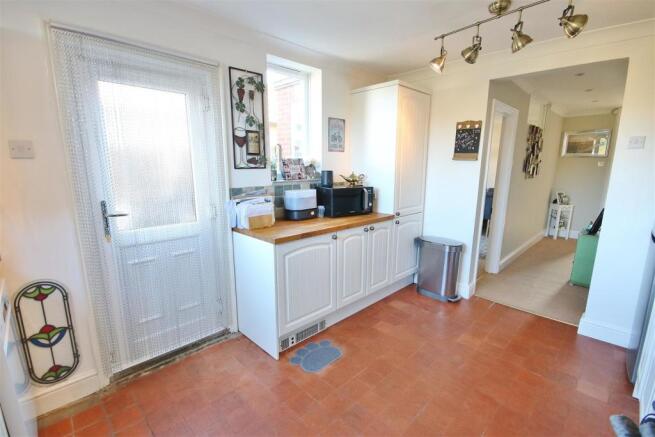 Kitchen/Breakfast Room